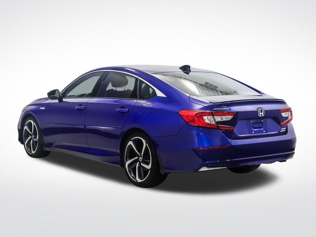 Used 2022  Honda Sport image 3