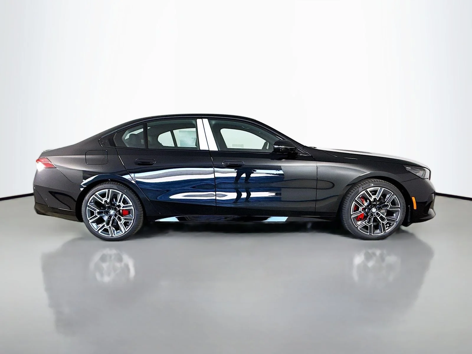 Used 2026 Black Sapphire Metallic BMW eDrive40 image 8