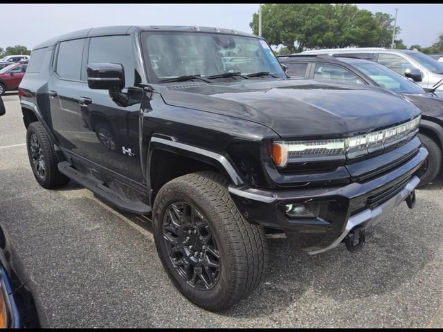 2025 GMC Hummer EV 2X SUV's photo