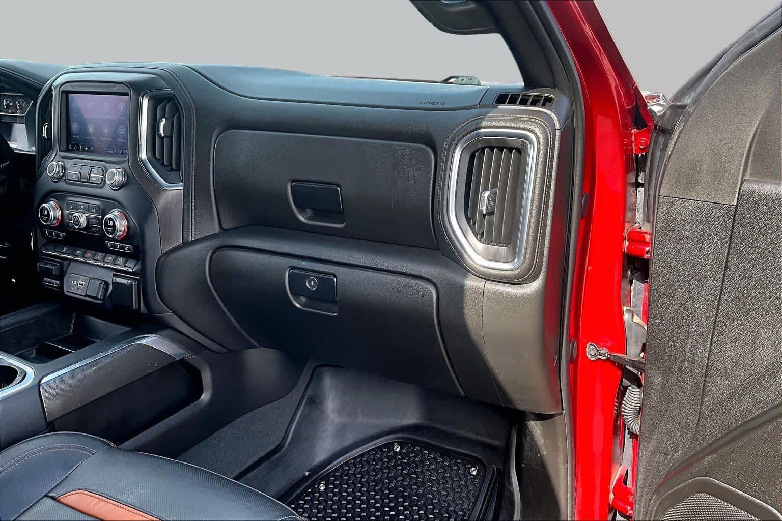 Used 2023 CAYENNE RED TINTCOAT GMC AT4 image 19