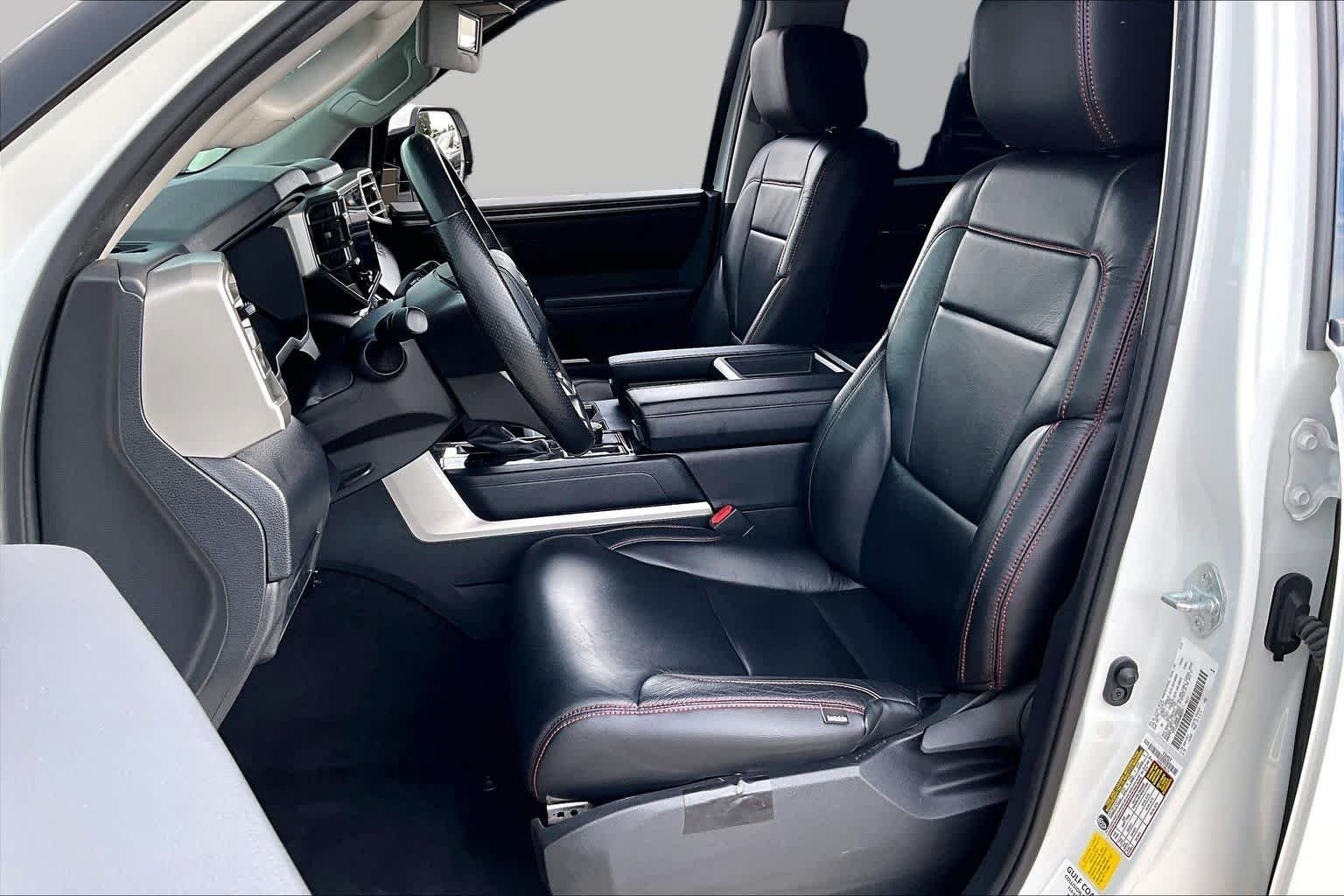 Used 2022 White Toyota SR5 image 8