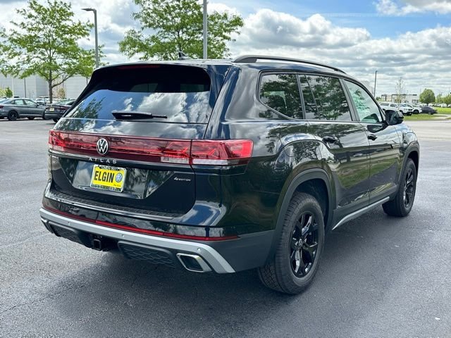 New 2026 Deep Black Pearl Volkswagen 2.0T Peak Edition image 4