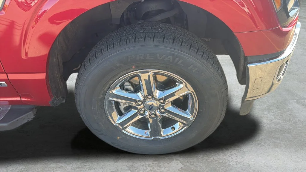 Used 2025 Red Ford XLT image 20
