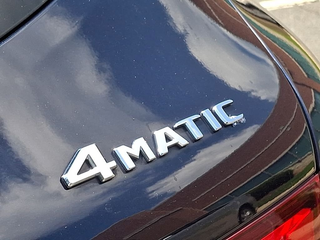 Used 2019  Mercedes-Benz GLC 350e image 30