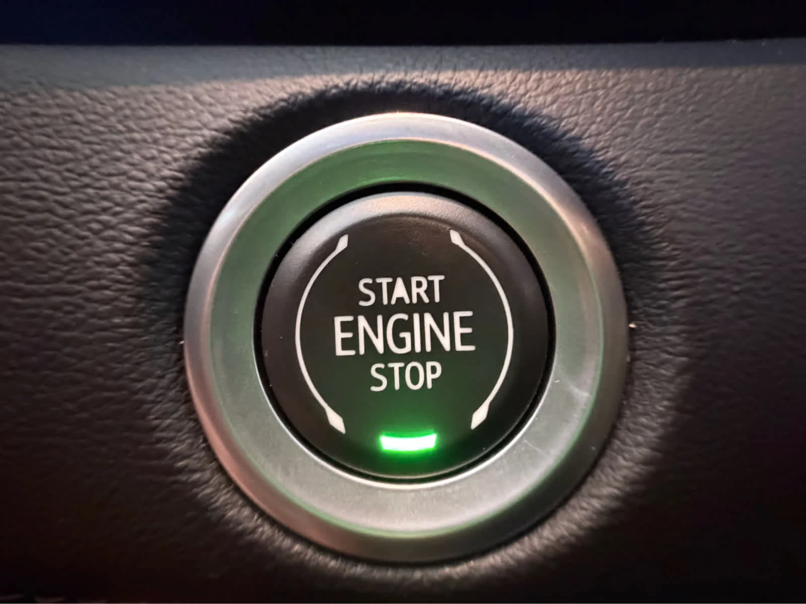 Used 2021 SATIN STEEL METALLIC Cadillac Sport image 18