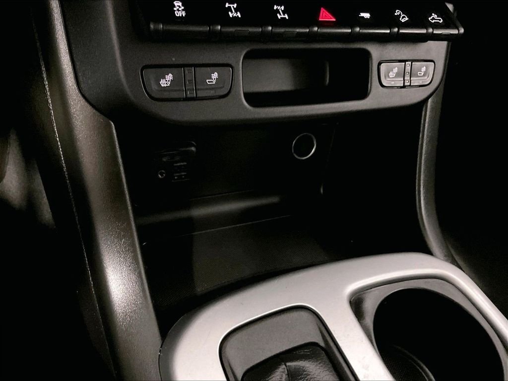 Used 2022 White Chevrolet ZR2 image 26