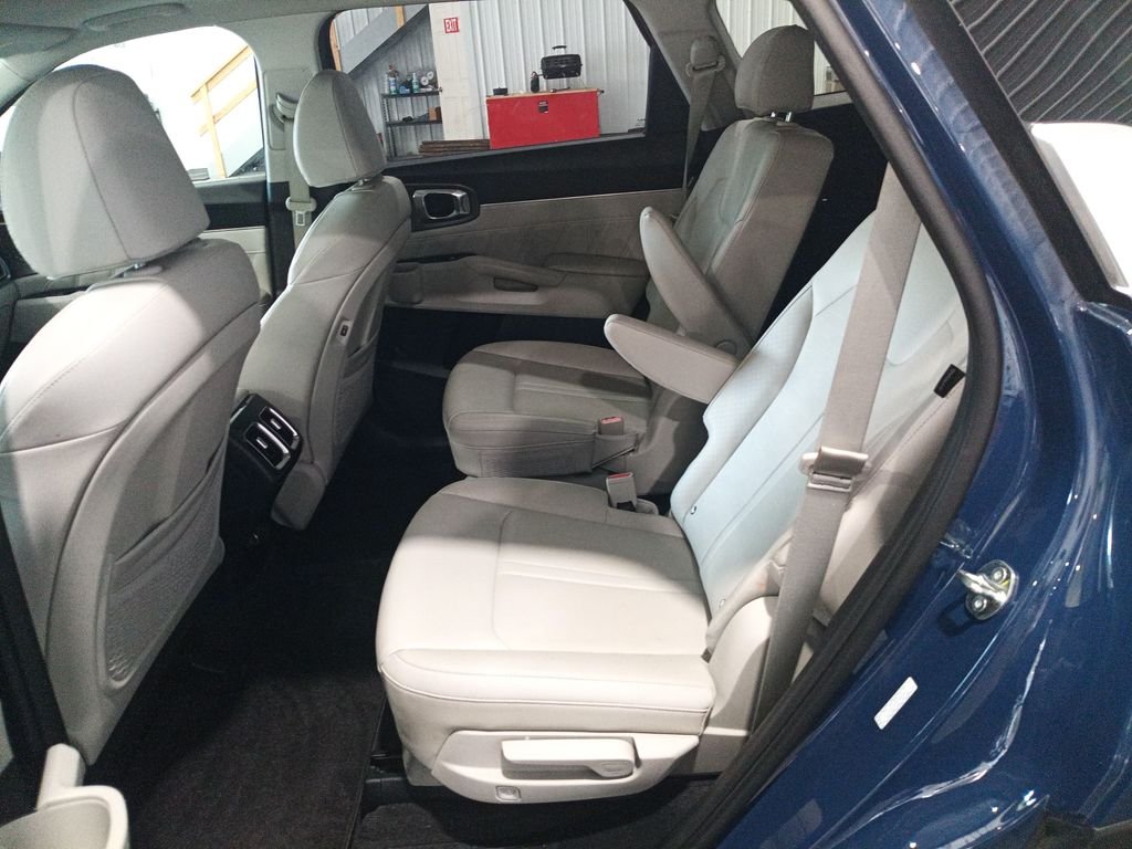 Used 2025 Black Kia SX image 16