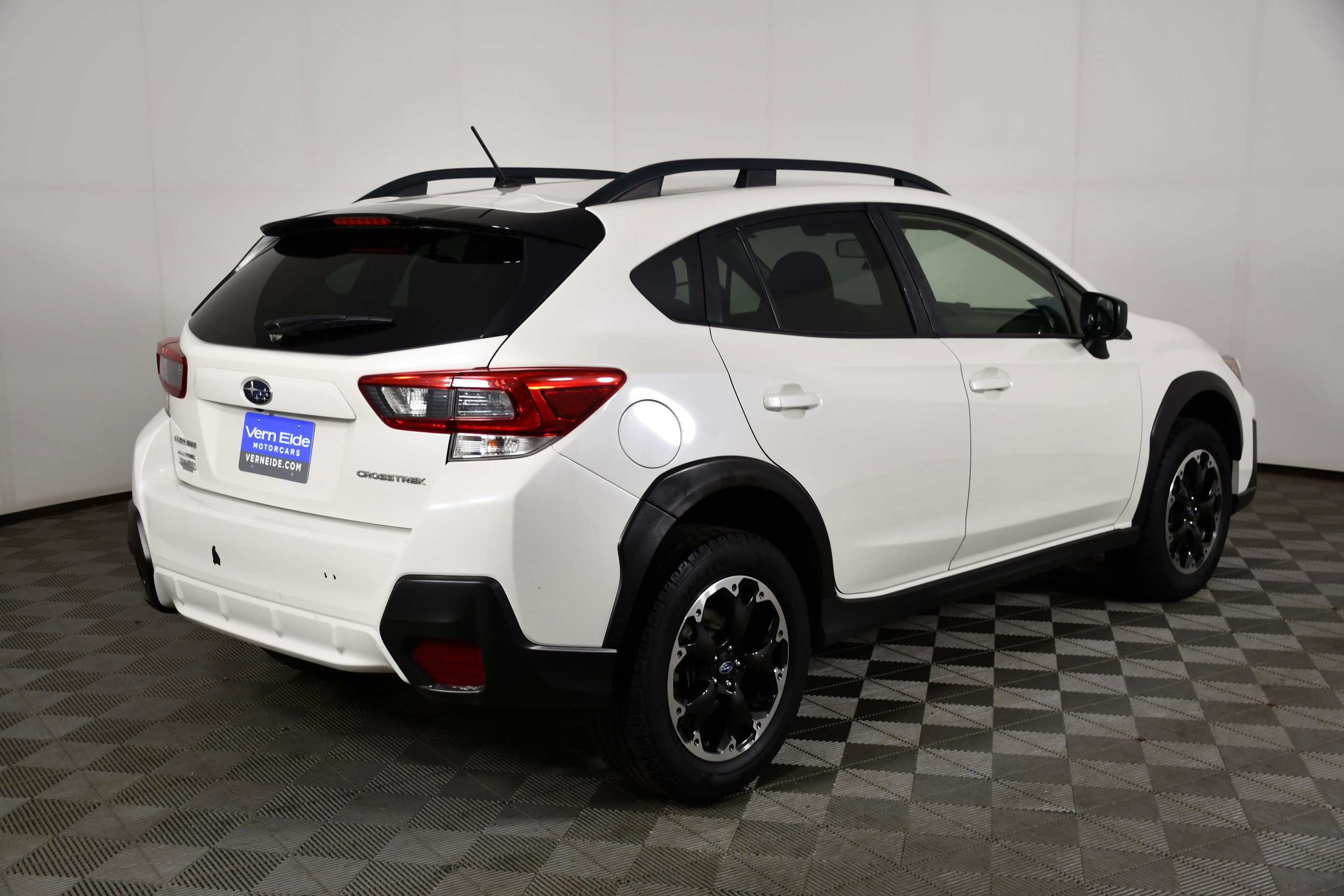Used 2023 Crystal White Pearl Subaru Base image 6