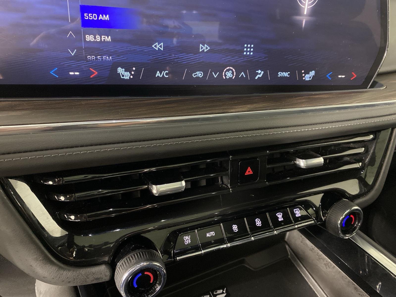 Used 2025 Black Chevrolet Z71 image 20