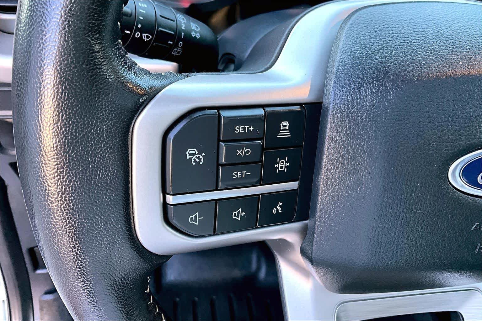 Used 2024 Star White Metallic Tri-Coat Ford XLT image 23