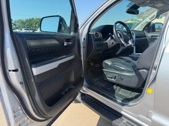 Used 2019 Silver Toyota SR5 image 10