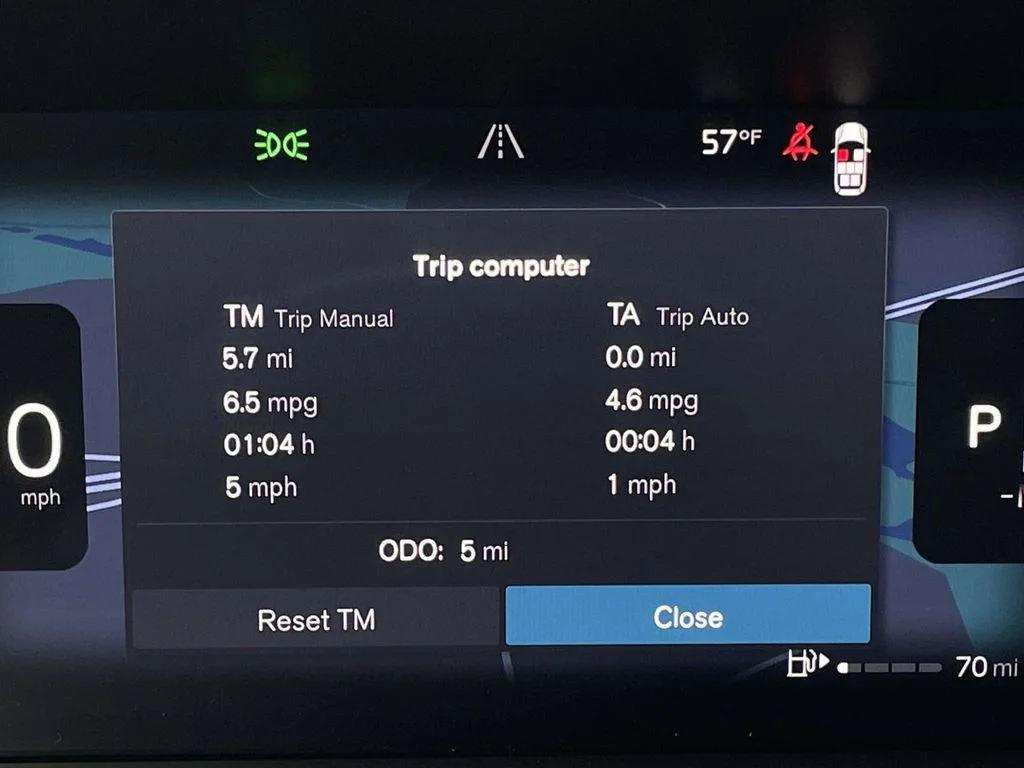 New 2026 Vapour Grey Volvo Plus image 16