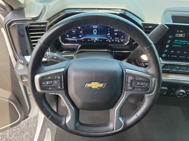 2025 Chevrolet Silverado 1500 LT - Photo 24