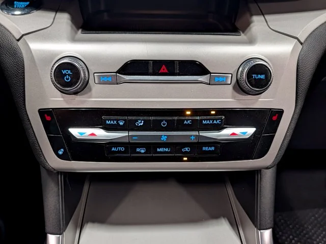 Used 2023 Gray Ford XLT image 26
