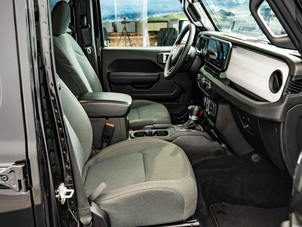 Used 2024 Black Clearcoat Jeep Sport S 4xe image 22