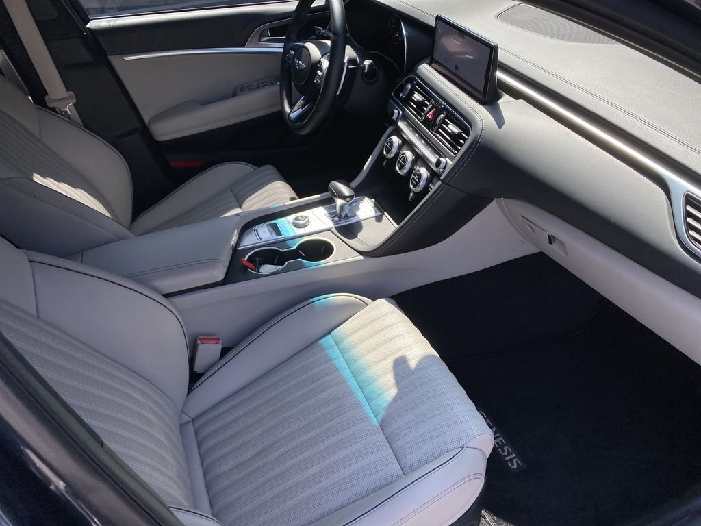 2022 GENESIS G70 Standard - Photo 34