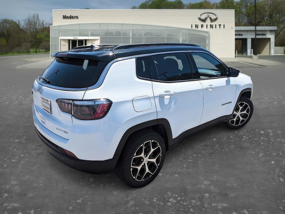 Used 2024 Bright White Clearcoat Jeep Limited image 4