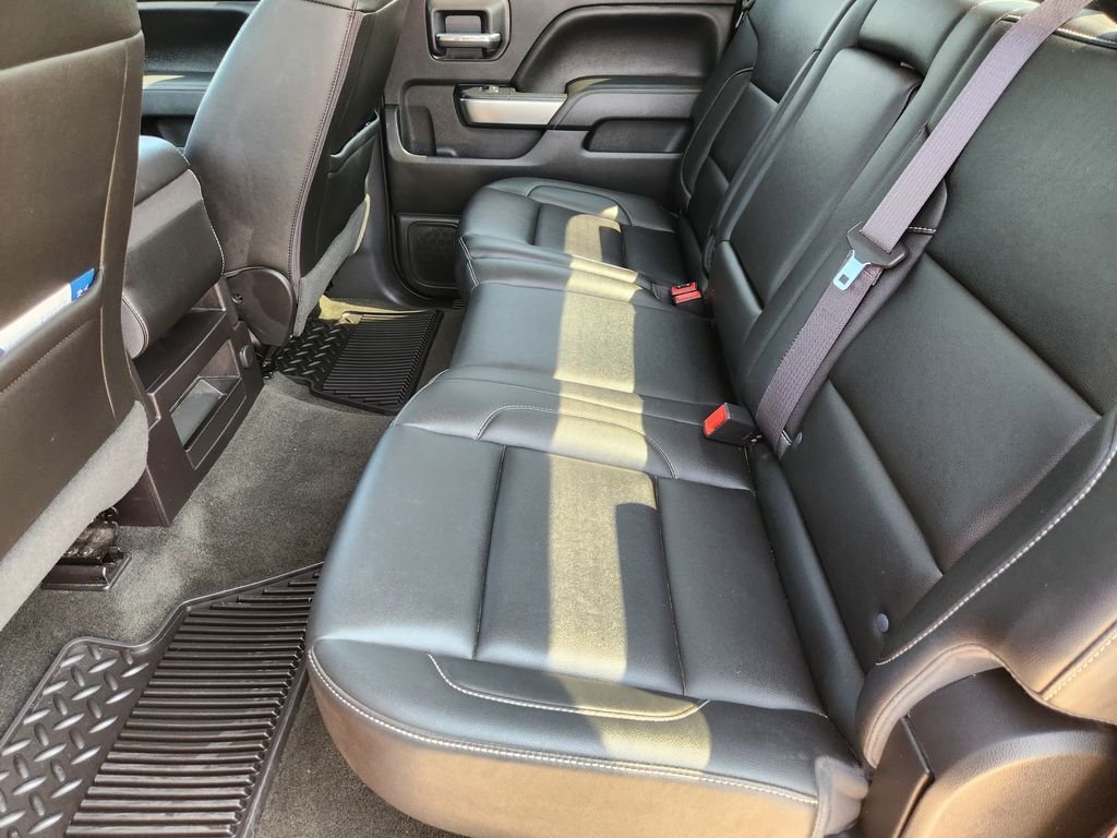 Used 2016 Siren Red Tintcoat Chevrolet LT image 30