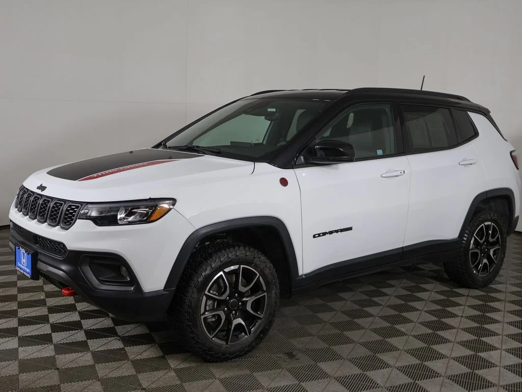 Used 2025 Bright White Clearcoat Jeep Trailhawk image 6