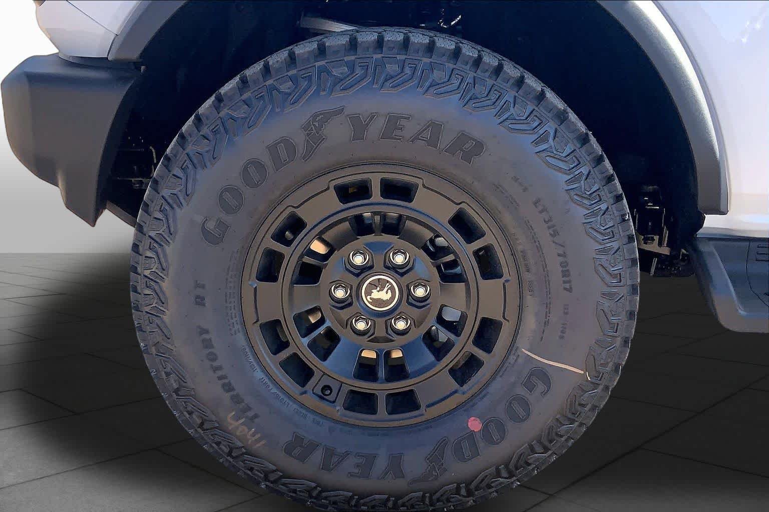 New 2026 Oxford White Ford Outer Banks® image 11