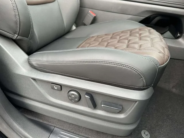 2026 Nissan Armada Platinum Reserve - Photo 9