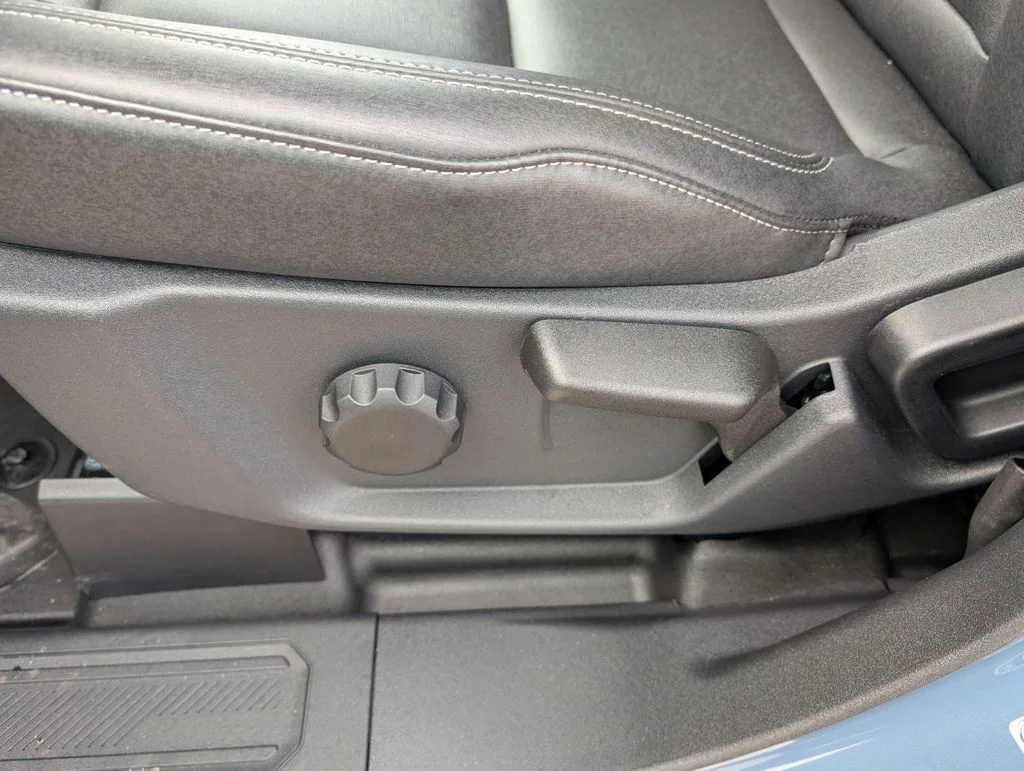New 2025 Azure Gray Metallic Tri-Coat Ford Big Bend® image 21