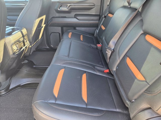 Used 2023 White GMC AT4 image 12