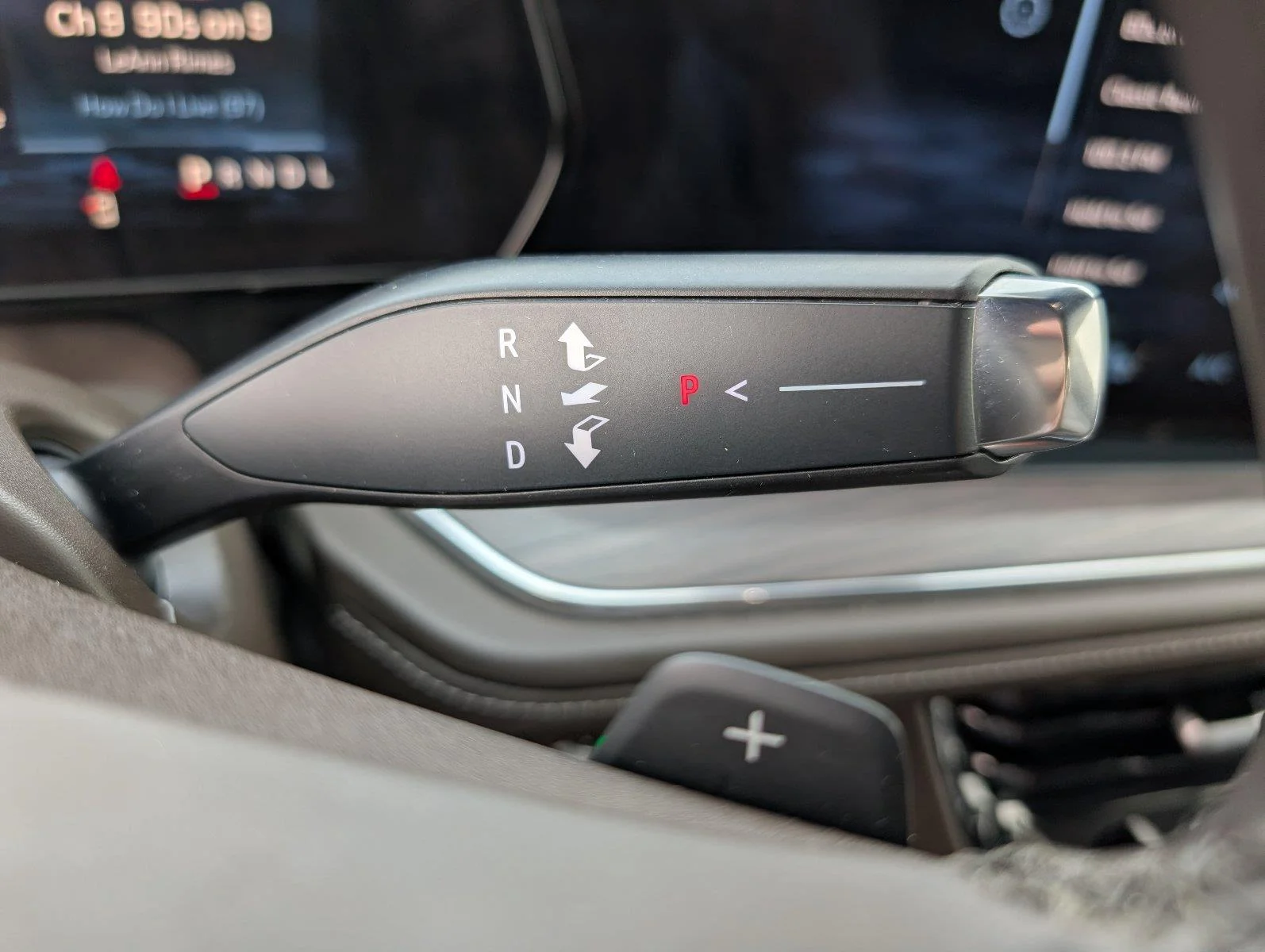 Used 2025 Sterling Gray Metallic Chevrolet LT image 23