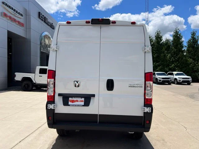 Used 2025 White Ram High Roof image 4