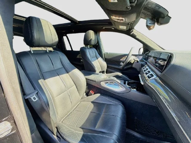 Used 2021  Mercedes-Benz GLS 580 image 22