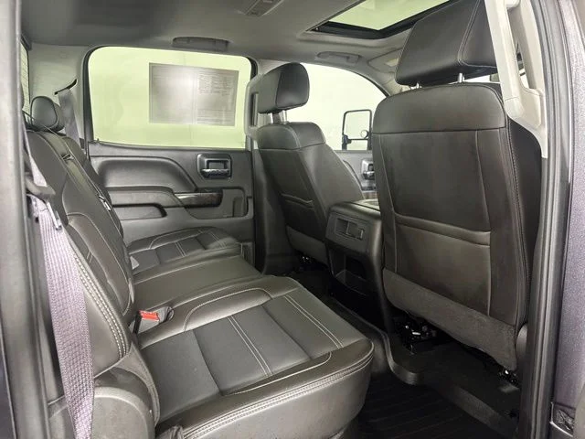 Used 2016 Iridium Metallic GMC Denali image 5