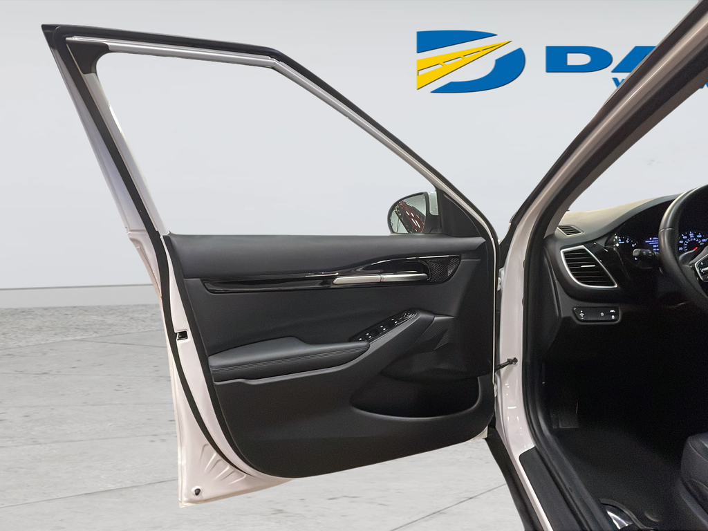 Used 2023 White Kia EX image 33