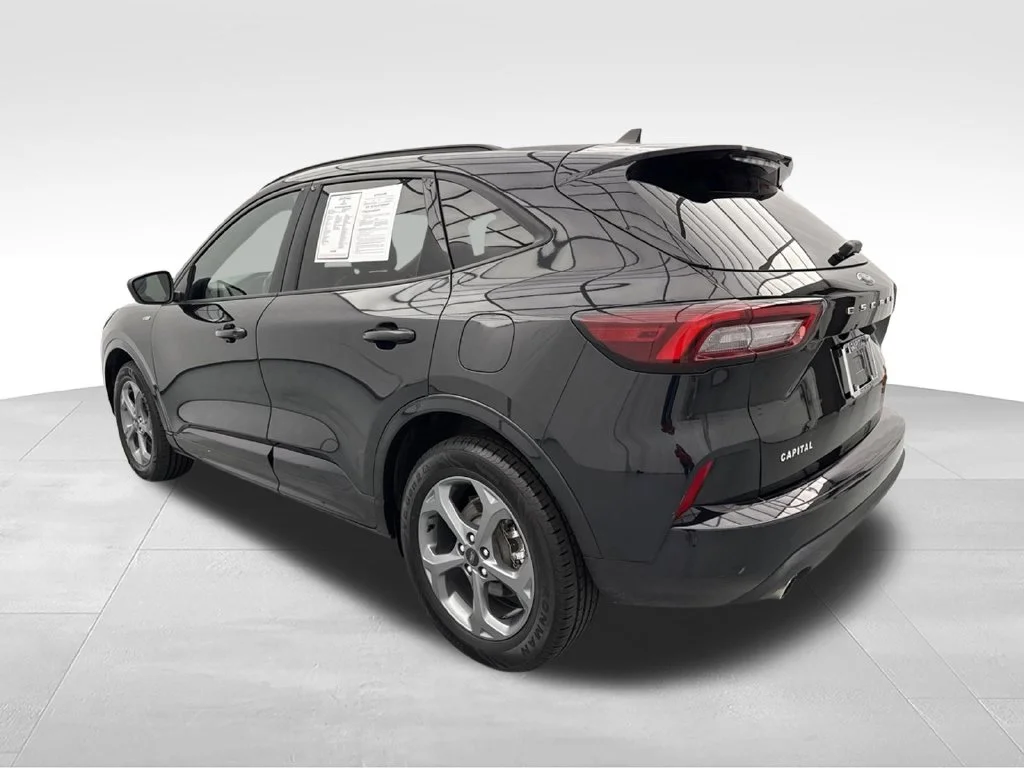 Used 2023 Black Metallic Ford ST-Line image 5