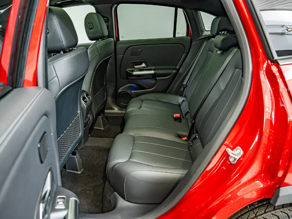 New 2026 Manufaktur Patagonia Red Metallic Mercedes-Benz GLA 250 image 35