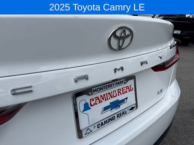 2025 Toyota Camry LE - Photo 31