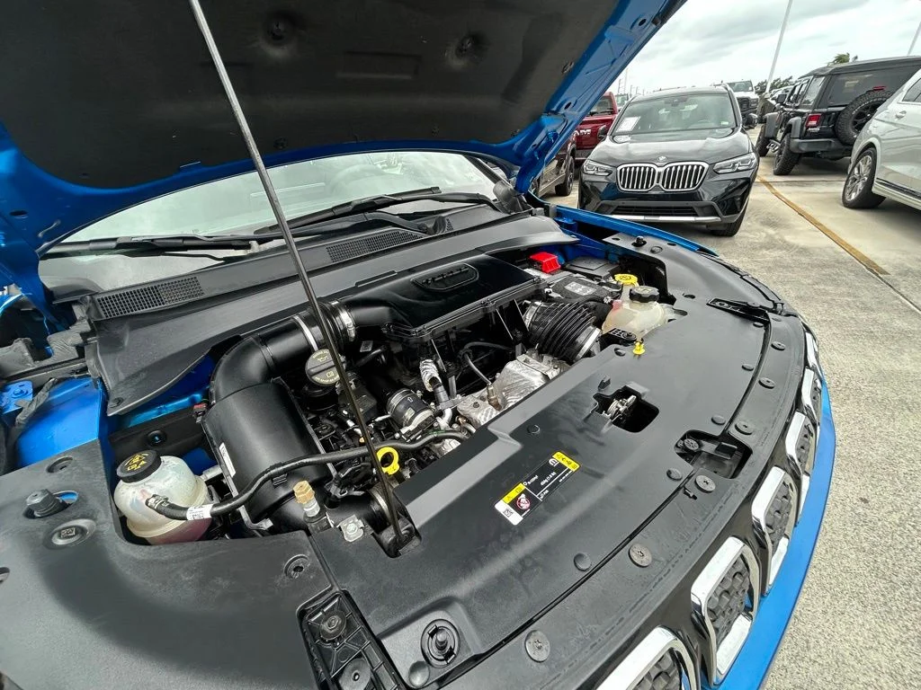 Used 2023 Blue Jeep Limited image 30