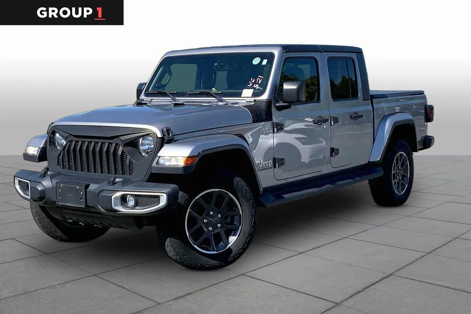 2020 Jeep Gladiator Overland's photo