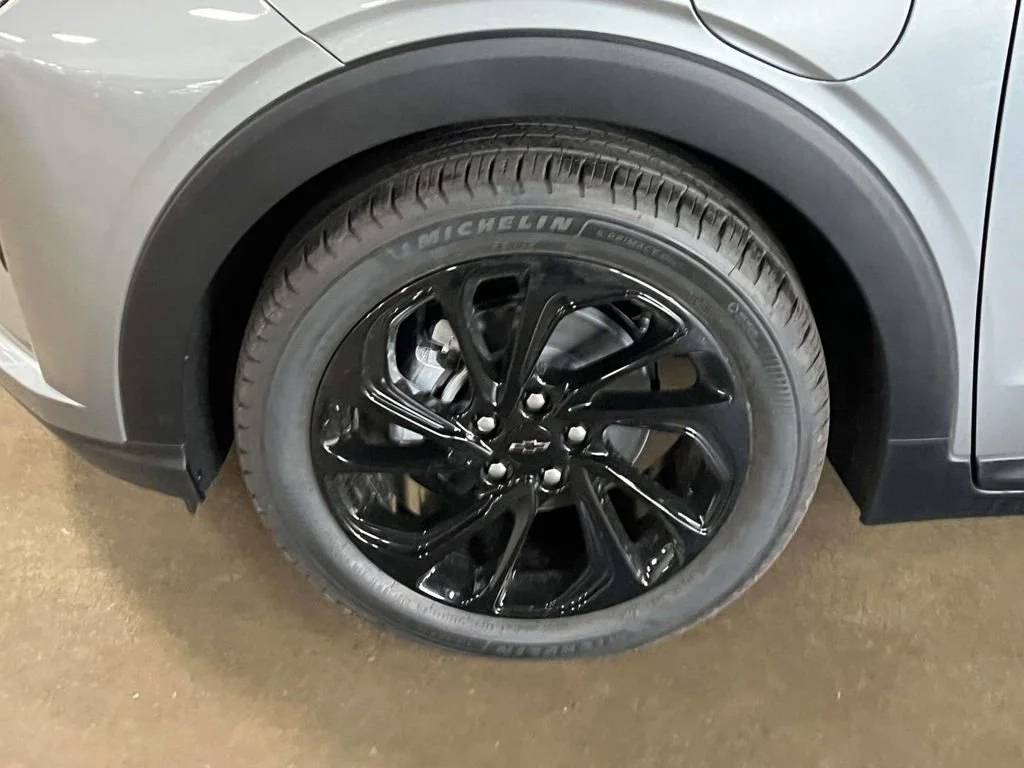 New 2027 Sterling Grey Metallic Chevrolet RS image 25