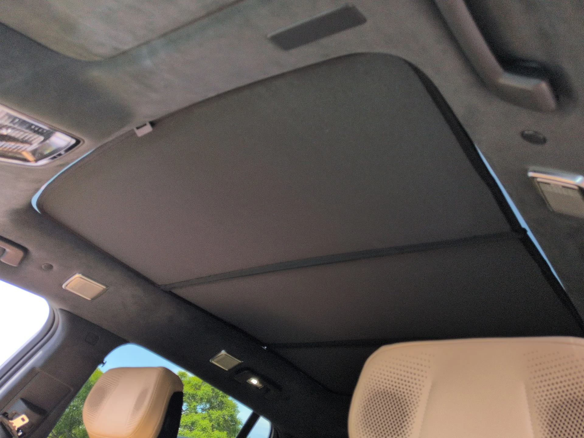 Used 2025 Silver Cadillac Luxury 2 image 18