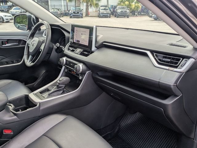 Used 2023 Gray Toyota XLE Premium image 31