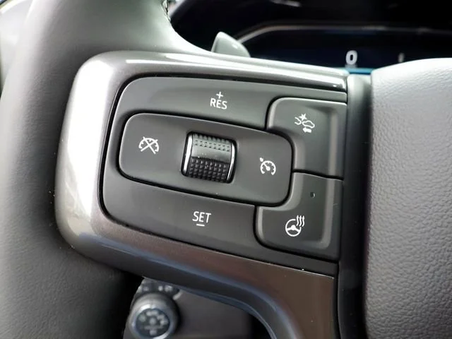 2025 Chevrolet Silverado 1500 ZR2 - Photo 14