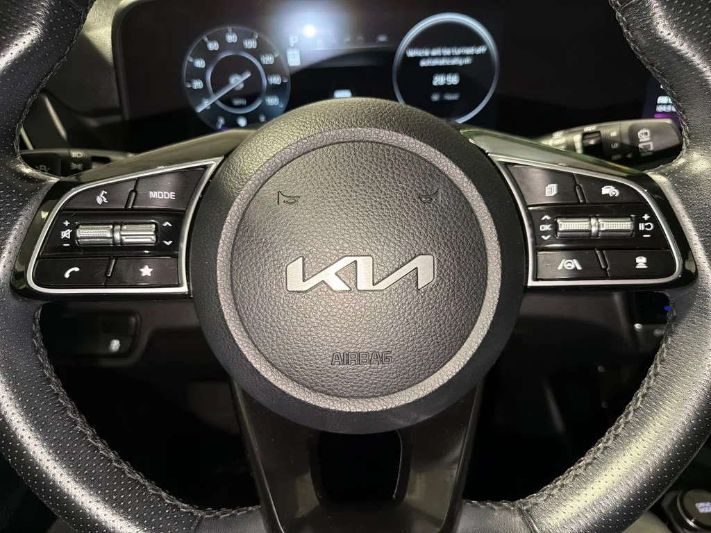 Used 2024 Pluton Blue/Black Roof Kia SX image 24