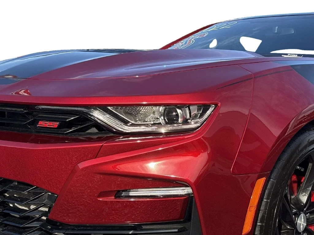 Used 2022 WILD CHERRY TINTCOAT Chevrolet 1SS image 9