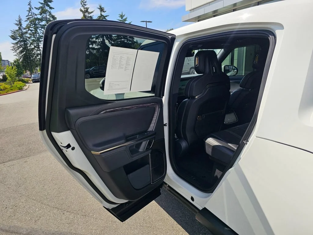 Used 2022  RIVIAN Adventure Package image 16