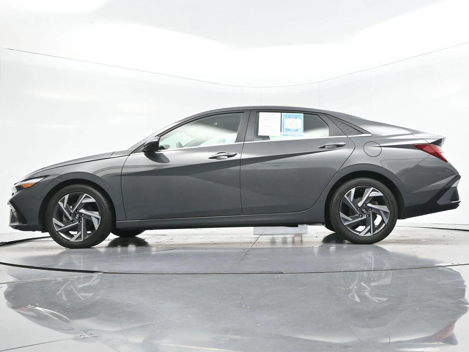 Used 2024 Ecotronic Gray Hyundai SEL image 49