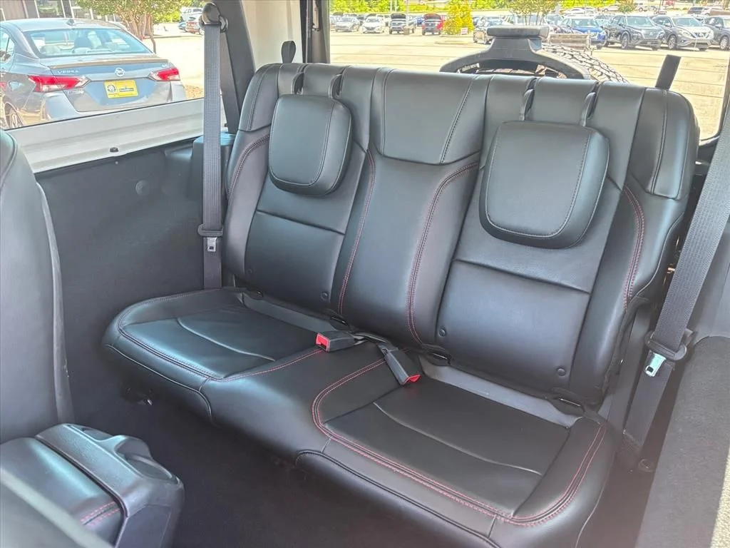 Used 2018 Black Jeep Rubicon image 12