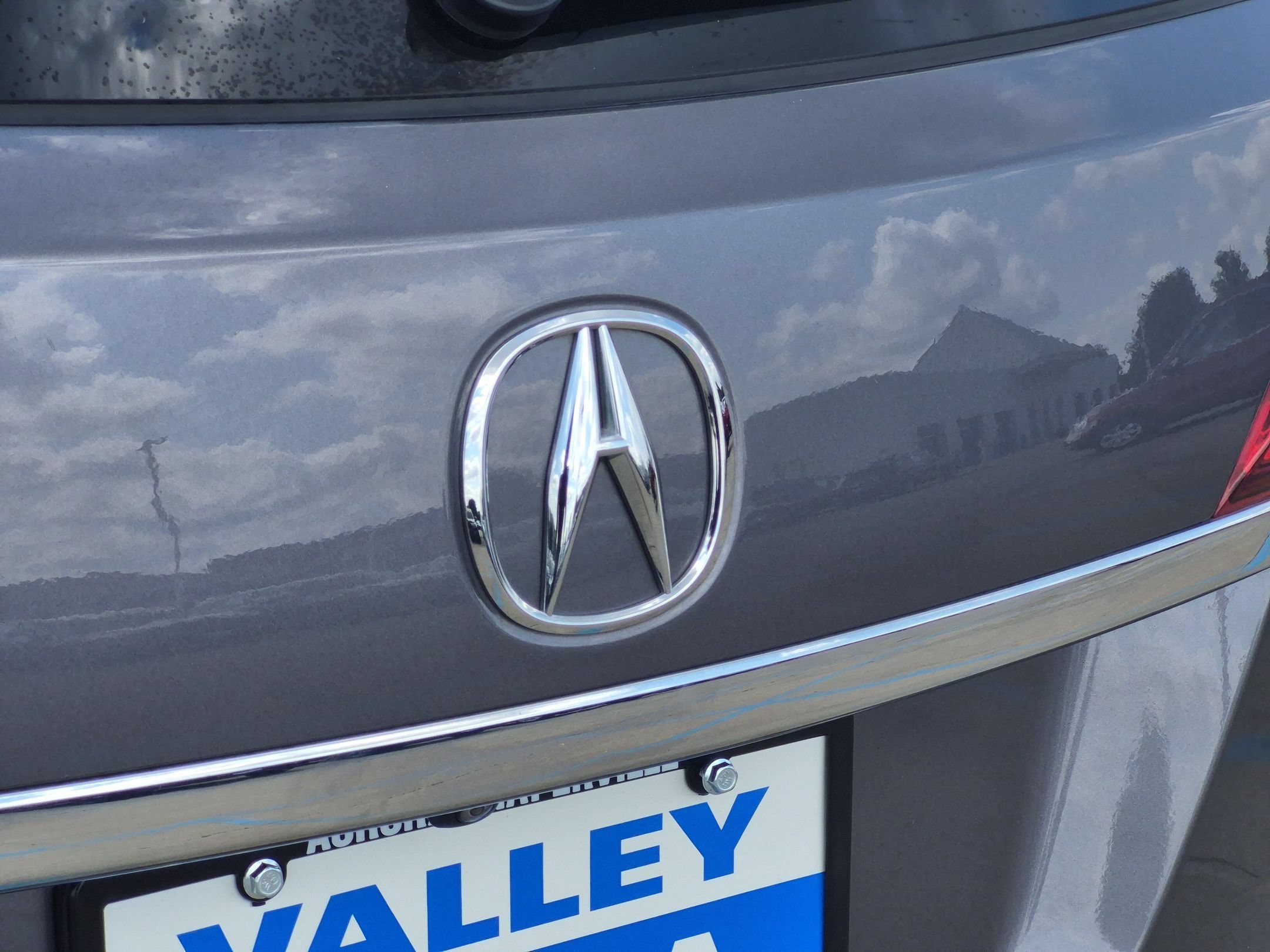Used 2017 Gray Acura w/Advance Pkg image 29