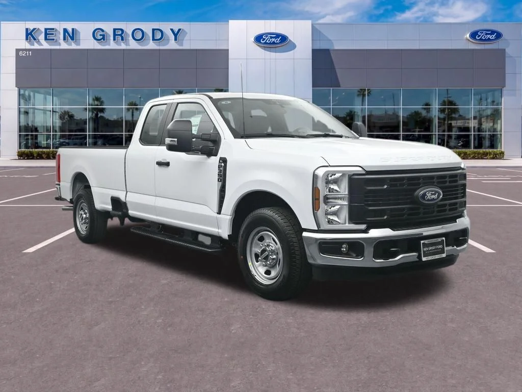 New 2026 White Ford XL image 1