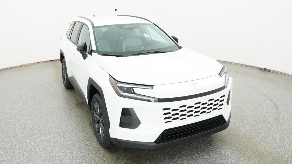 New 2026 Ice Cap Toyota XLE Premium image 8