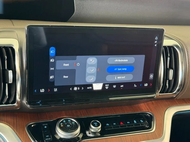 New 2026 Star White Metallic Tri-Coat Ford King Ranch image 29